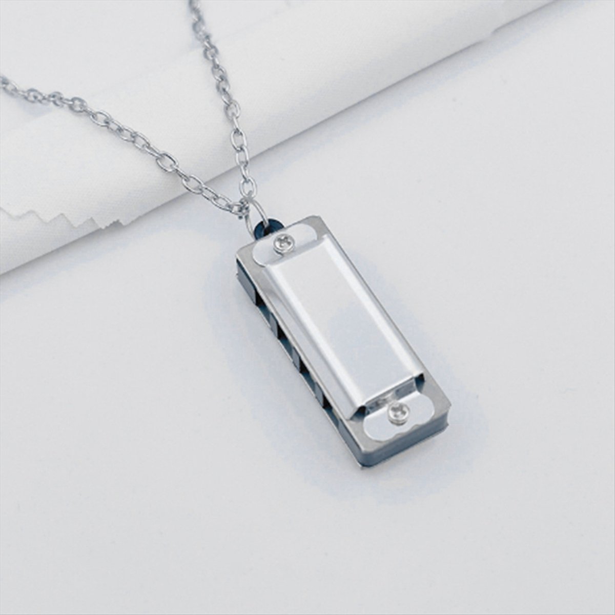 ABXY Mini Harmonica Necklace 4 - Musical Instrument Organ 评论和价格